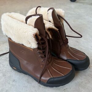 NEW UGG Butte II Lined Boots Size 5